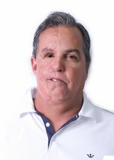 Retrato de NADINHO BUENO
