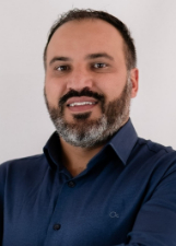 Retrato de AZAEL MONTEIRO