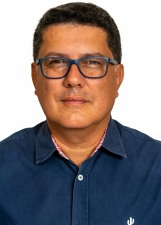 Retrato de VINICIUS TAQUARA