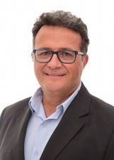 Retrato de DINHO