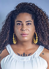 Retrato de JUHLIA SANTOS