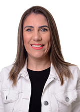 Retrato de LILIAN TAVARES