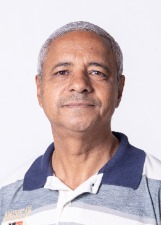 Retrato de CARLOS MIRANDA