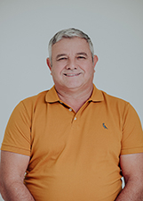 Retrato de CARLINHOS