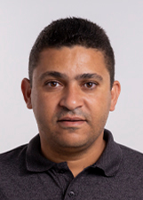 Retrato de CARLOS ROCHA
