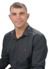 Retrato de DINEI DOS COELHOS