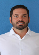 Retrato de MAURÍCIO RODRIGUES
