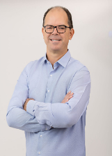 Retrato de ROGÉRIO BUENO