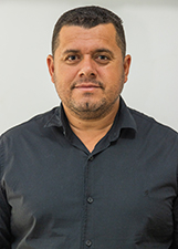 Retrato de MAURÍCIO GUARDA