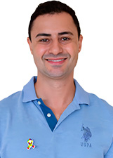 Retrato de FERNANDO ALBUQUERQUE