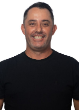 Retrato de TIAGO PIRES