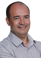 Retrato de CESAR LAGARTO