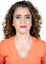 Retrato de SUZANE COLETIVO LUZIAS
