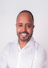 Retrato de DONATINHO