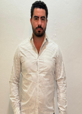 Retrato de HENRIQUE REZENDE