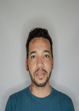 Retrato de LÉO CHAVES