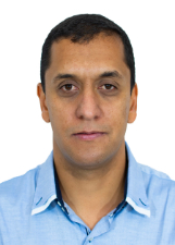 Retrato de BRUNO TINICO