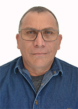 Retrato de ROBERTO ANDRADE