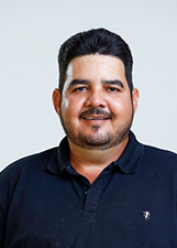 Retrato de FLAVIO GOMES