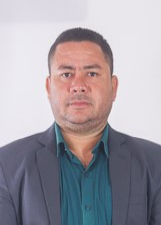 Retrato de IZANIDES FILHO