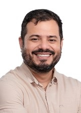 Retrato de RODRIGO MORAES