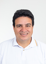 Retrato de ALEX LUCENA