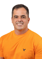 Retrato de CAIO NETO