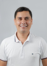 Retrato de VALDEMIR GOMES