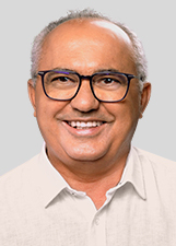 Retrato de BÁ BARROS