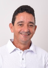 Retrato de MÁRCIO DIAS