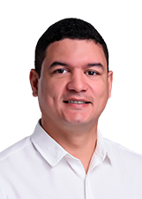 Retrato de EDU GONÇALVES