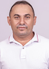 Retrato de GEORGE MENDES