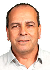 Retrato de PEDRINHO DA FARMACIA
