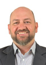Retrato de HUGO MANUEIRA
