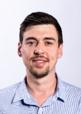 Retrato de VINICIUS FRACARO