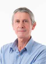 Retrato de LUIZ MENEZES