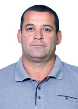 Retrato de ADEMIR LAGE