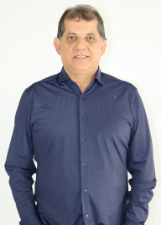 Retrato de PAULINHO LARA