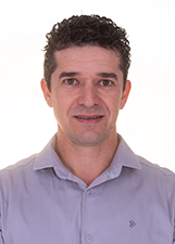Retrato de LUCIANO BISINELLA