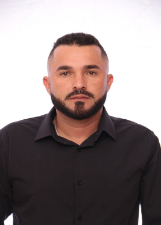 Retrato de BRUNO ESCARABEL