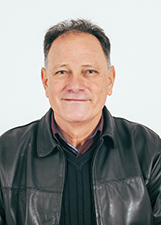 Retrato de BRIZOLLA