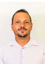 Retrato de REGI MARCONDES