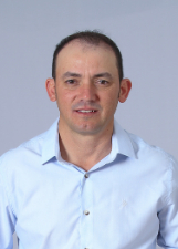 Retrato de FERNANDO PARABÓLICA