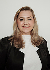Retrato de MIRIAN MILITZ