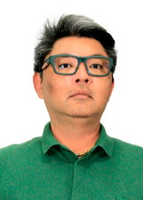 Retrato de SÉRGIO UEDA