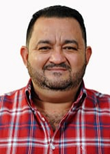 Retrato de MARQUINHOS DO PAPAGAIO