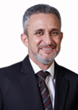 Retrato de ELTON LAZARETTI
