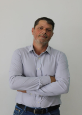 Retrato de EDMUNDO LOPES