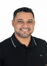 Retrato de CARLINHOS GUERRA