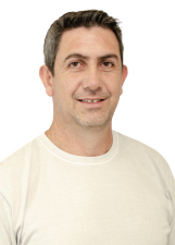 Retrato de ROGÉRIO MORAES